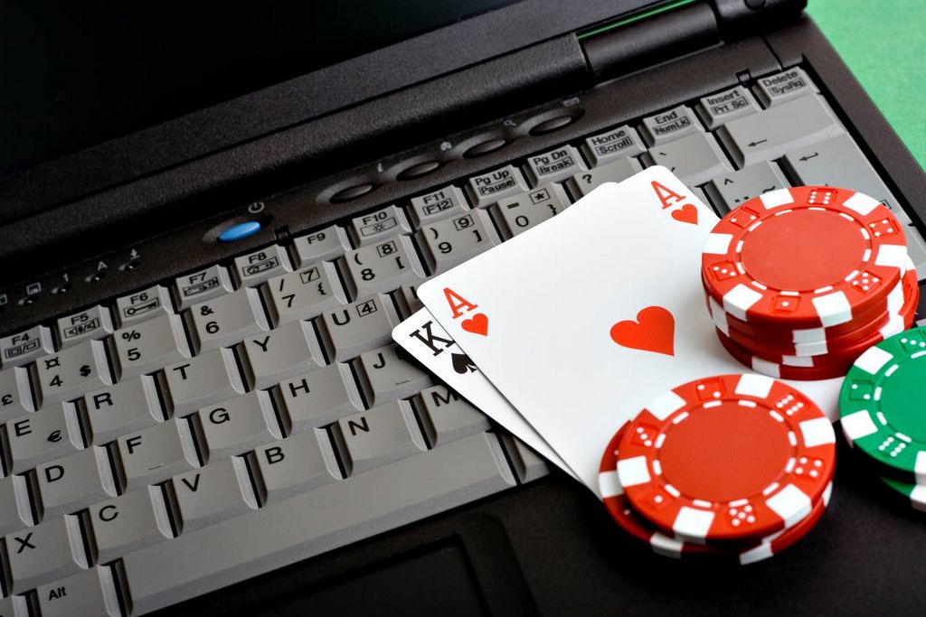 Boni bei den besten Online-Pokerseiten 2025
